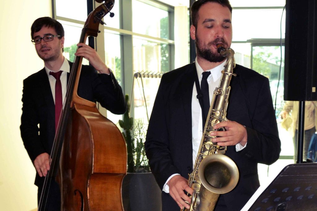 Band für Hochzeit, Firmenevent, Saxophon, Kontrabass, Hotel Melchior Park Würzburg